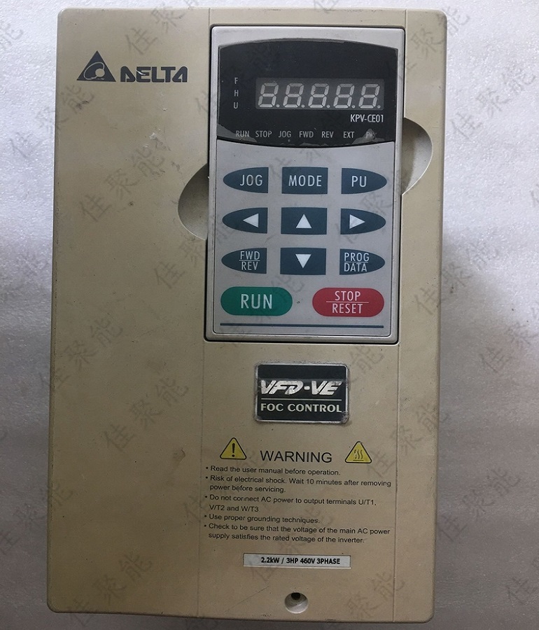山東 煙臺專業(yè)維修臺達變頻器變頻器，承接全國的臺達變頻器變頻器維修業(yè)務和煙臺及周邊地區(qū)的安裝調試業(yè)務。我們將用精湛的技術、優(yōu)質的服務為您排憂解難！  臺達變頻器變頻器維修，可快速解決臺達變頻器變頻器故障：整流模塊損壞、逆變模塊損壞、上電無顯示、顯示過電壓或欠電壓、顯示過電流或接地短路、電源與驅動板啟動顯示過電流、空載輸出電壓正常，帶載后顯示過載或過電流、有顯示無輸出等。     DELTA VFD